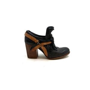 A.S. 98 | Strappy Leather Heeled Low Booties Size 37